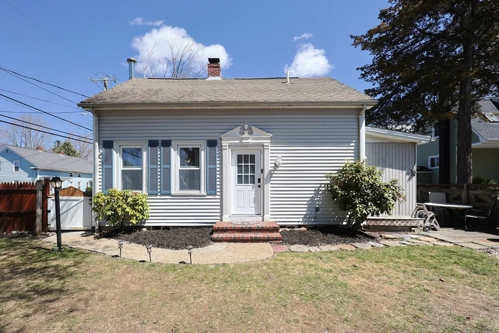 Unit for sale at 404 S Main St, Attleboro, MA 02703