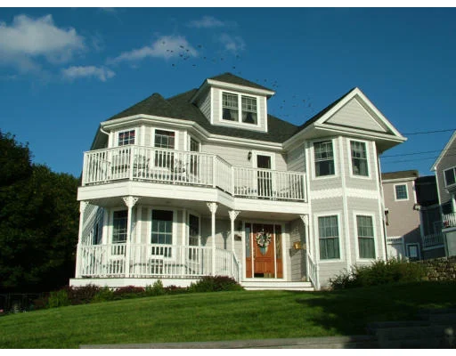 Unit for sale at 106 Highland Avenue, Hull, MA 02045