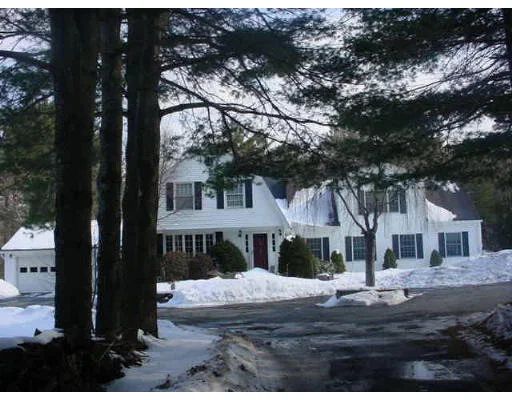 Unit for sale at 109 Moscow Road, Holden, MA 01520