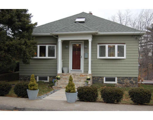 Unit for sale at 141 Foster Rd, Swampscott, MA 01907