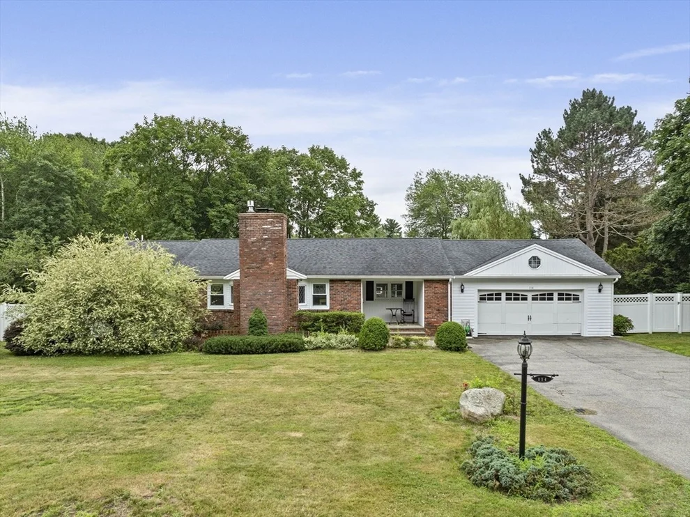 Unit for sale at 114 Main St, Norwell, MA 02061