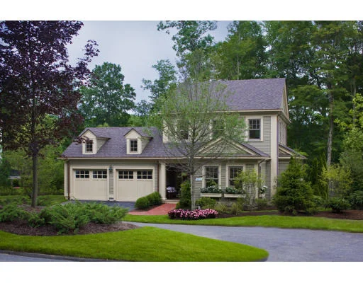 Unit for sale at 2 Ridgehurst Circle, Weston, MA 02493