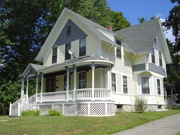 Unit for sale at 207 Bay St, Taunton, MA 02780
