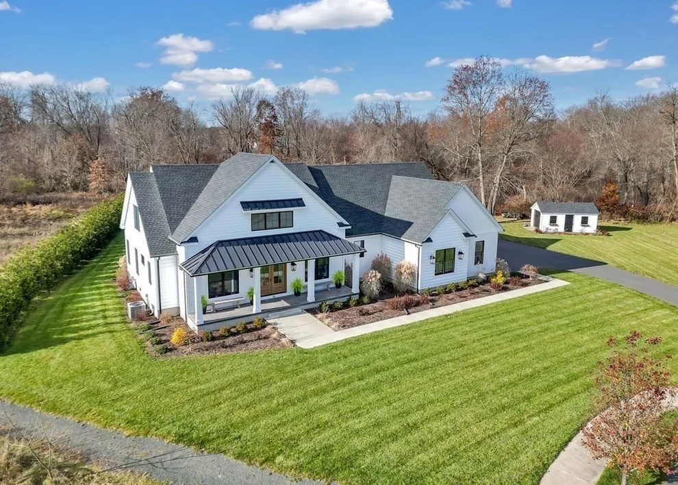 Unit for sale at 14 Willow Brook Ln, Wilbraham, MA 01095
