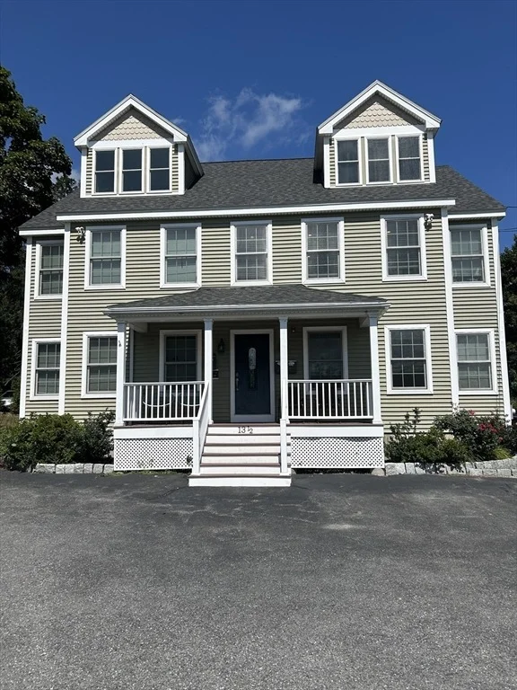 Unit for sale at 13 1/2 Merrimac St, Amesbury, MA 01913