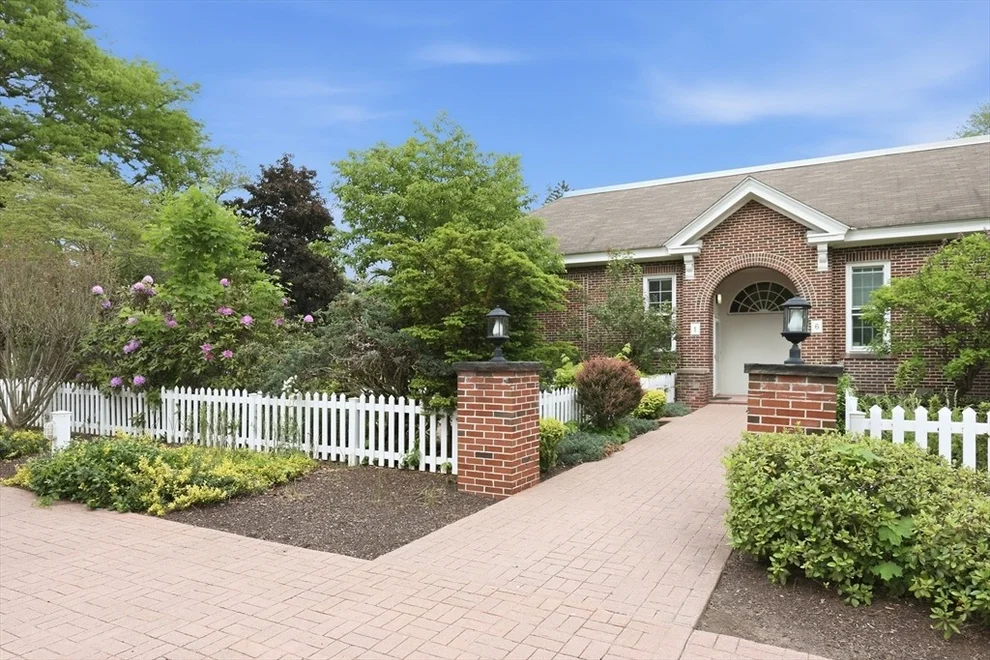 Unit for sale at 165 Converse Street, Longmeadow, MA 01106