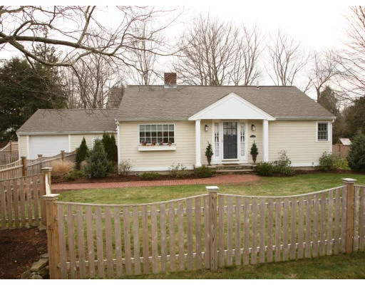 Unit for sale at 47 Monument St, Wenham, MA 01984