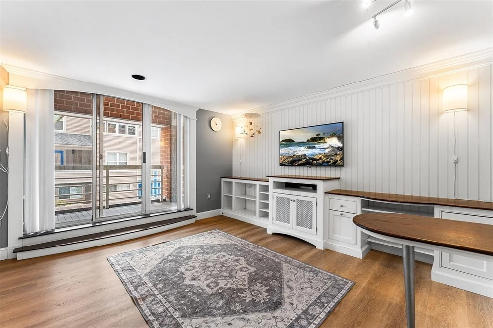 Unit for sale at 20 Chestnut St, Cambridge, MA 02139