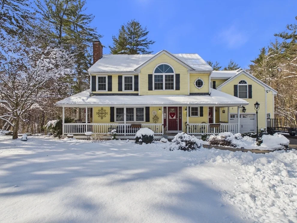 Unit for sale at 23 Elmwood Dr, Berkley, MA 02779