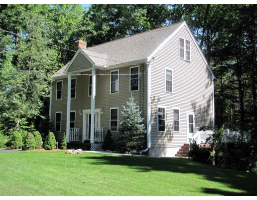 Unit for sale at 118 Dunn Rd, Ashburnham, MA 01430