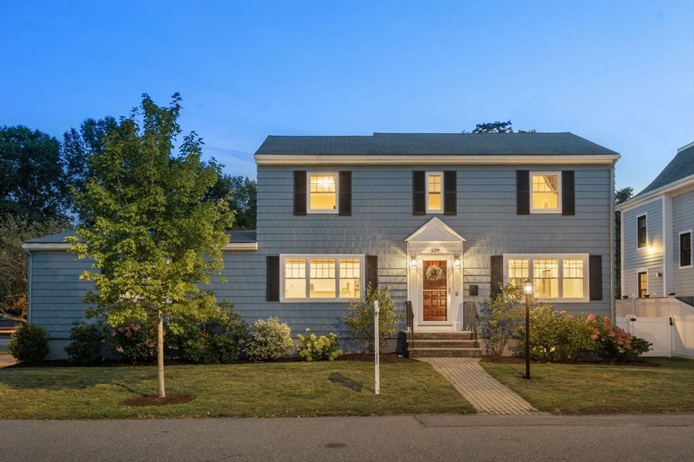 Unit for sale at 129 Alexander Ave, Belmont, MA 02478
