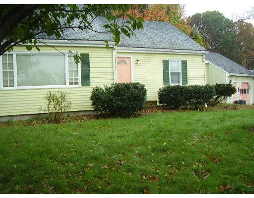 Unit for sale at 42 Framingham Rd,, Southborough, MA 01772