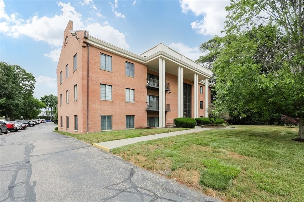 Unit for sale at 31 Church Green, Taunton, MA 02780