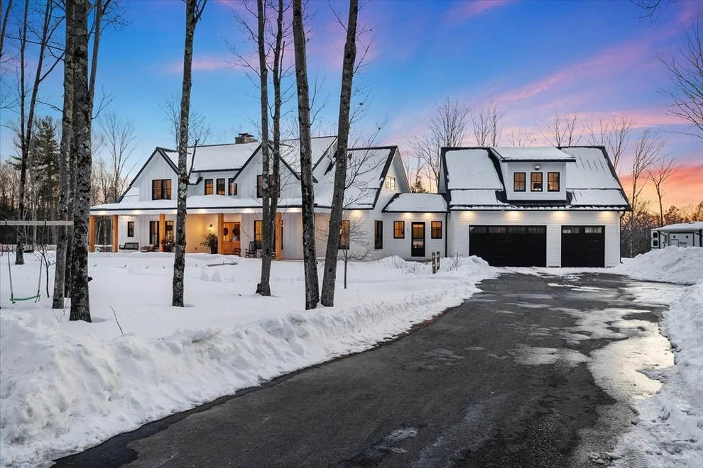 Unit for sale at 5 Blueberry Hill Rd, Westhampton, MA 01027