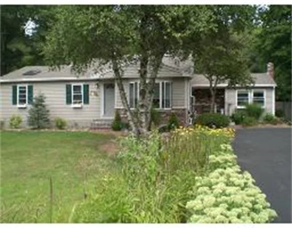Unit for sale at 41 Queens Brook Road, Pembroke, MA 02359