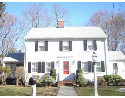 Unit for sale at 5 Irving Road, Weston, MA 02493