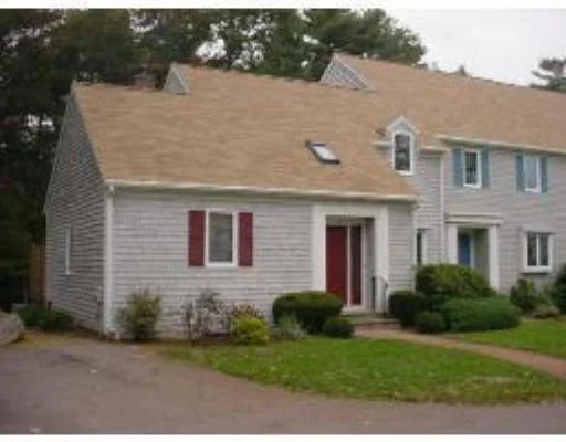 Unit for sale at 225 Lincoln St, Duxbury, MA 02332