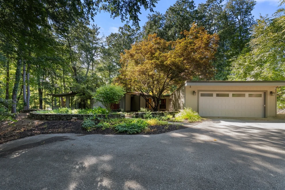 Unit for sale at 688 Annursnac Hill, Concord, MA 01742