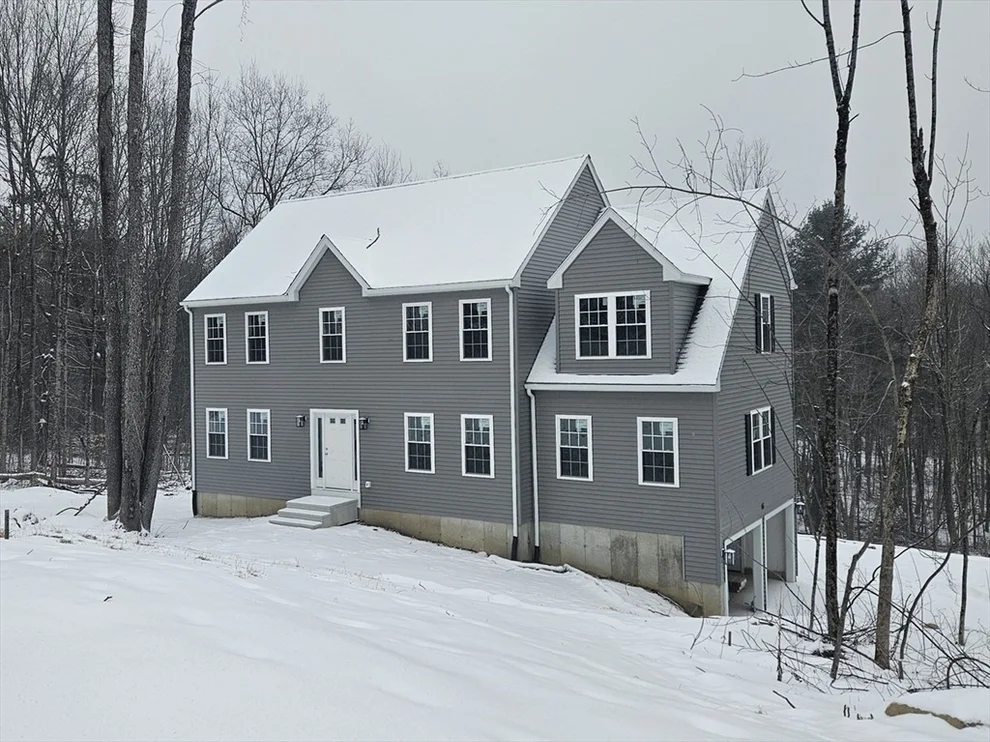 Unit for sale at 55 Muschopauge Rd, Holden, MA 01522