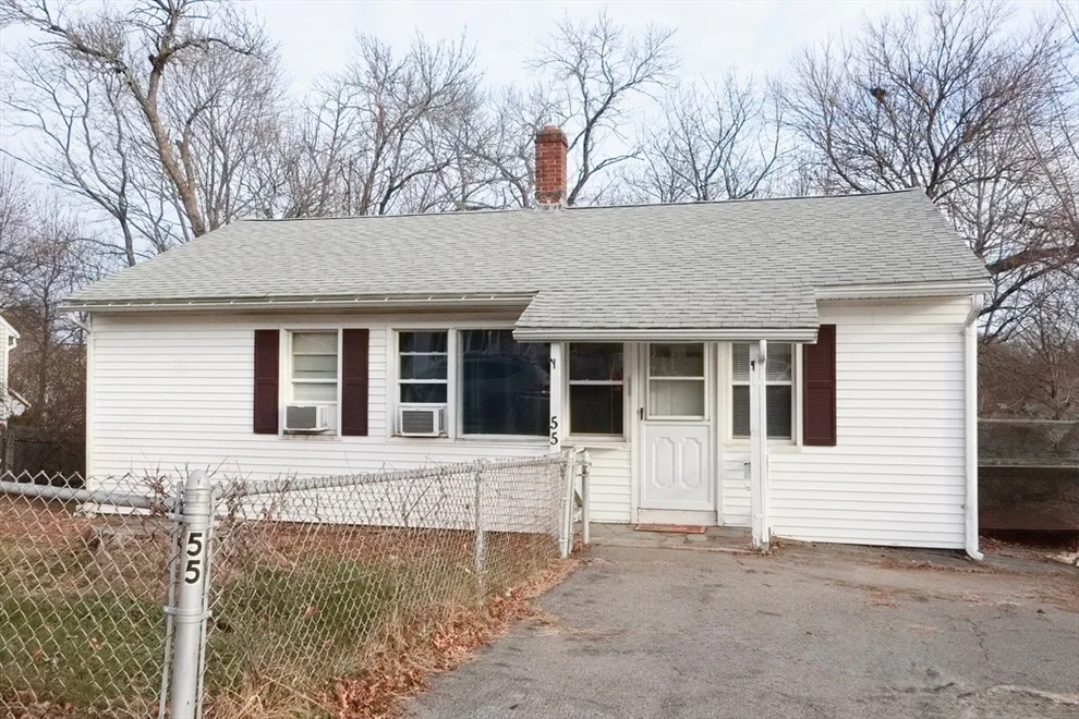 Unit for sale at 55 Blackstone Rd, Weymouth, MA 02191