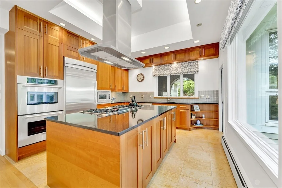 Unit for sale at 43 Country Club Way, Ipswich, MA 01938