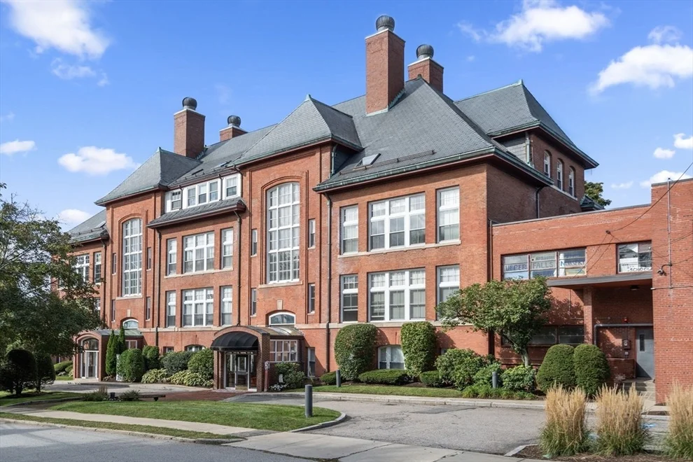 Unit for sale at 51 Pettee St, Newton, MA 02464