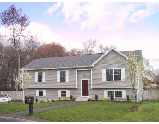 Unit for sale at 28 Devlin Dr, Chicopee, MA 01020