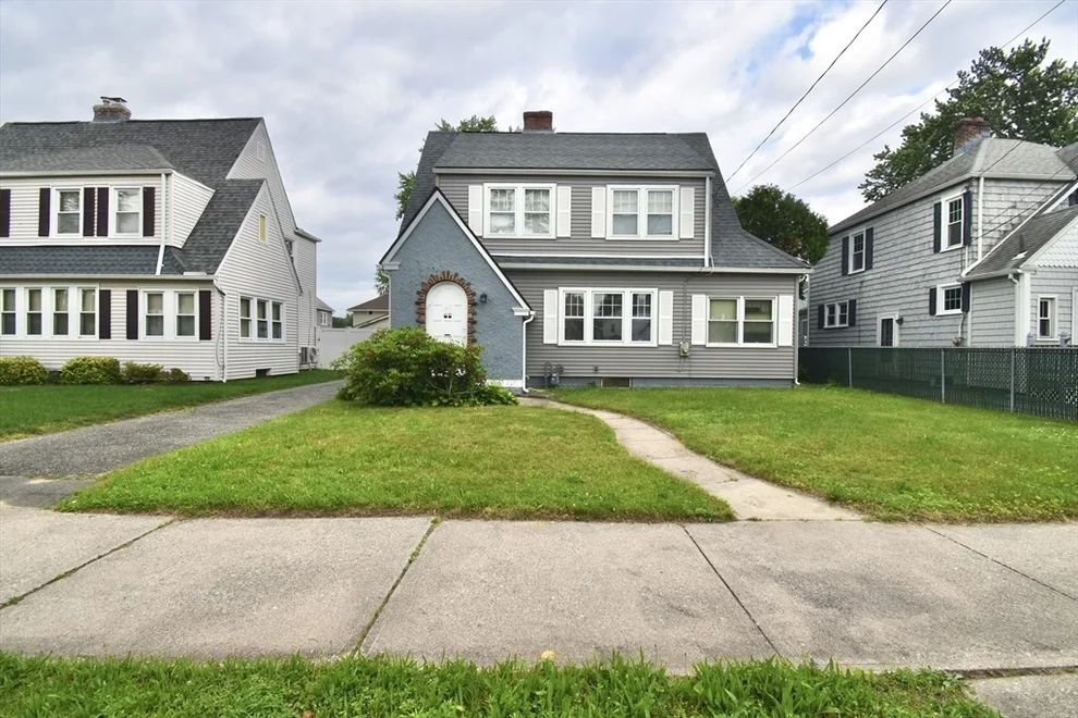 Unit for sale at 81 Osborne Ter, Springfield, MA 01104