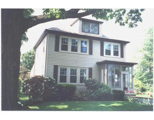 Unit for sale at 23 Wade St, Newton, MA 02461