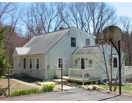 Unit for sale at 15 Woodbury Rd, Southborough, MA 01772