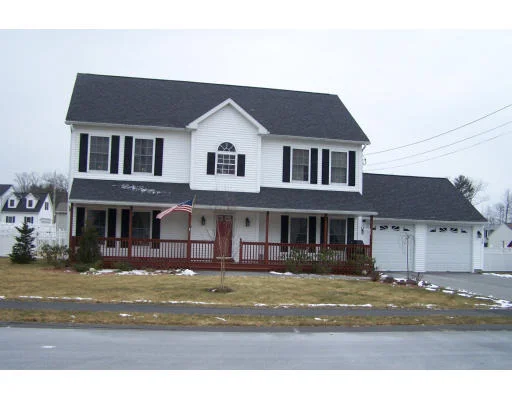 Unit for sale at 10 Konkel Ave, Webster, MA 01570