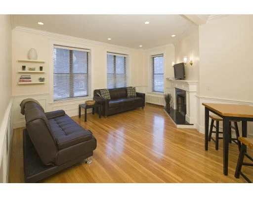 Unit for sale at 411 Marlborough, Boston, MA 02115