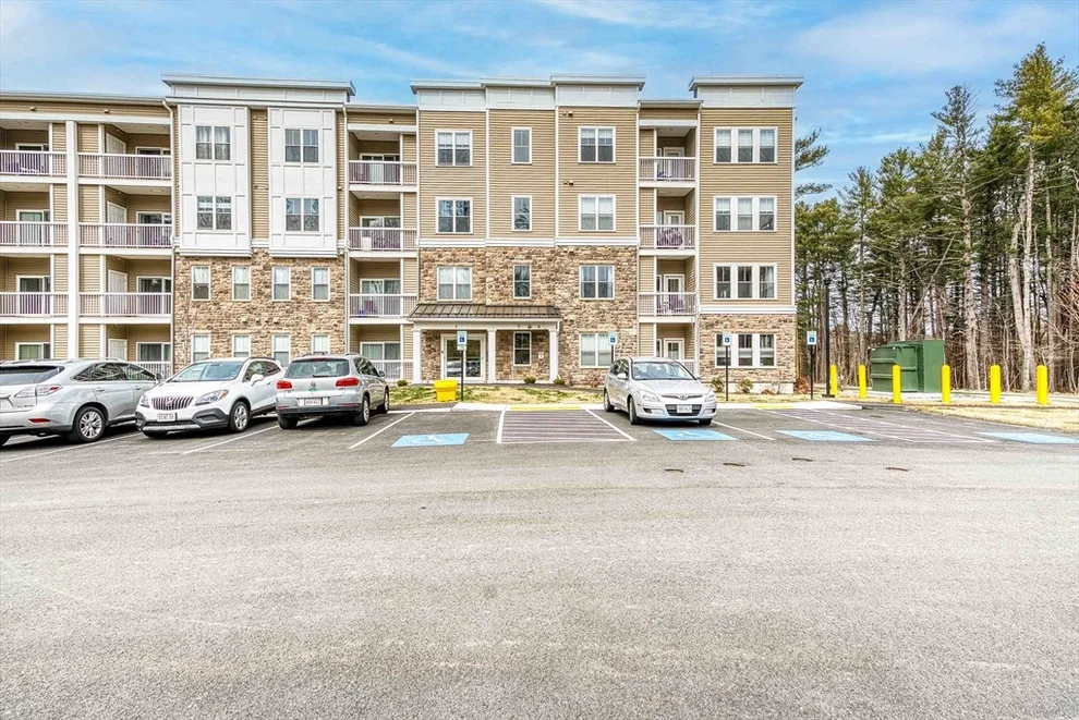 Unit for sale at 2 Winslow Lane, Grafton, MA 01536
