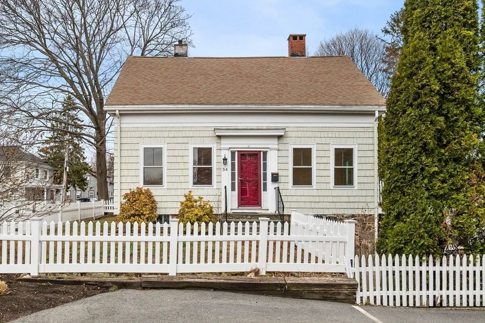 Unit for sale at 54 Rowland St, Marblehead, MA 01945