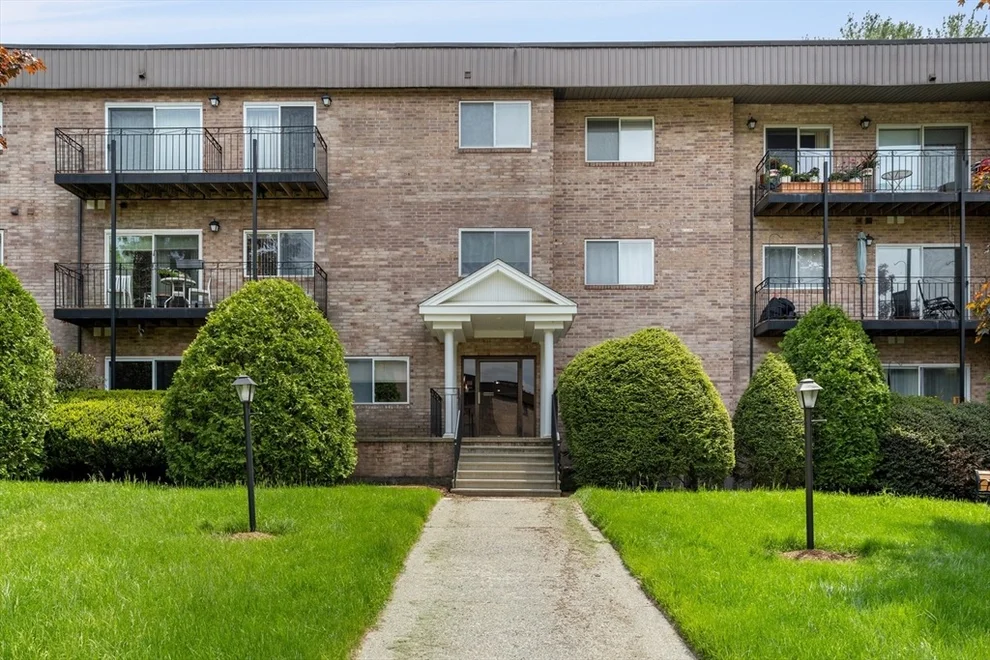 Unit for sale at 181 Littleton Rd, Chelmsford, MA 01824