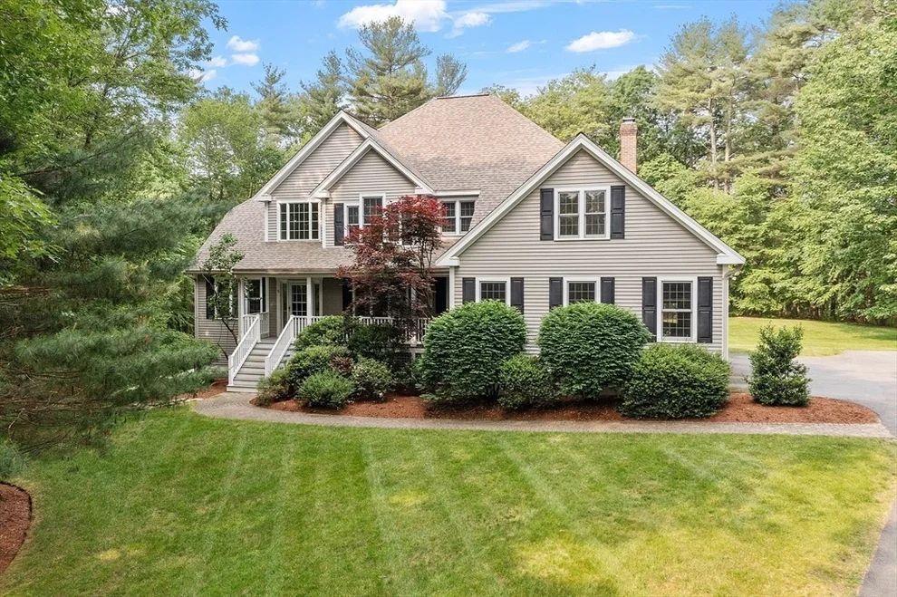 Unit for sale at 5 Mckinley Dr, Acton, MA 01720