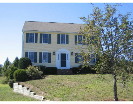 Unit for sale at 63 Southpark Lane, Mansfield, MA 02048