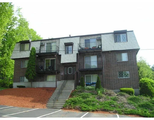 Unit for sale at 4 Pembroke Drive, Derry, NH 03038