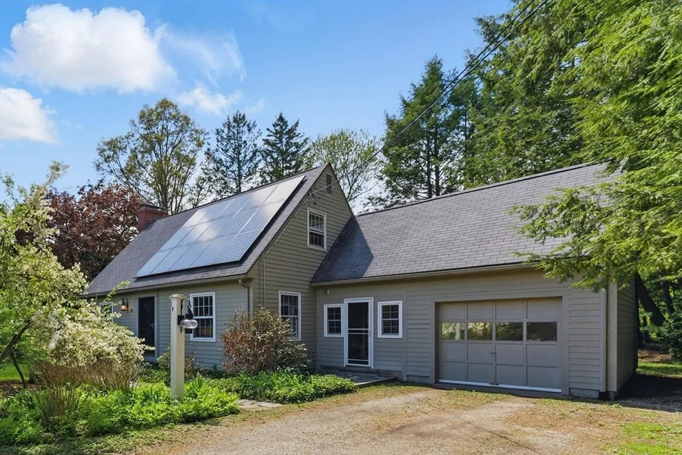 Unit for sale at 874 E Pleasant St, Amherst, MA 01002