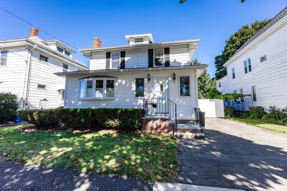 Unit for sale at 140 Phillips St, Quincy, MA 02170
