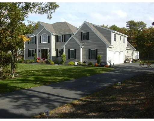 Unit for sale at 14 Harlow Farm Road, Bourne, MA 02562
