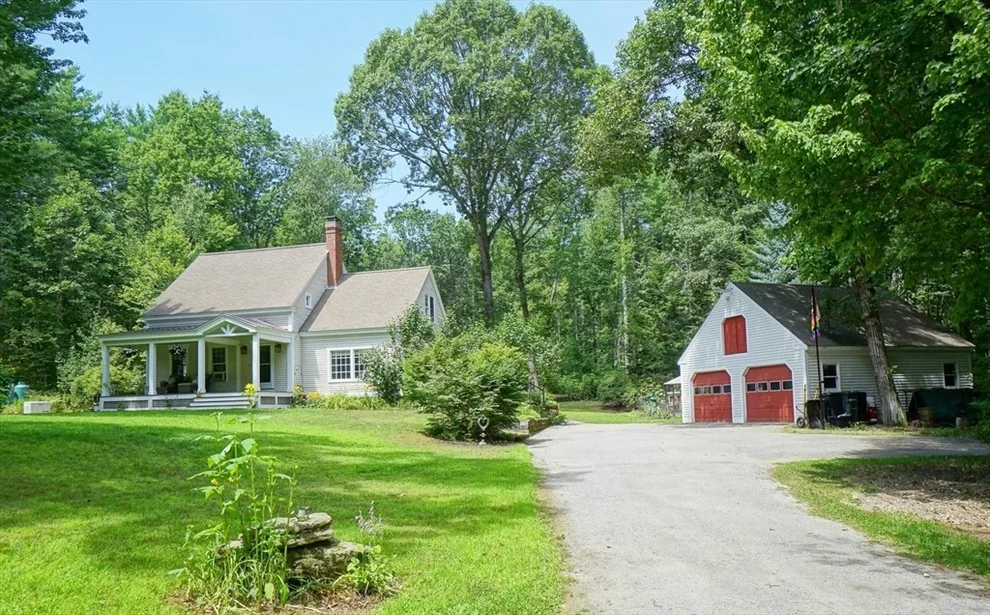 Unit for sale at 8 Earle Drive, Lee, NH 03861