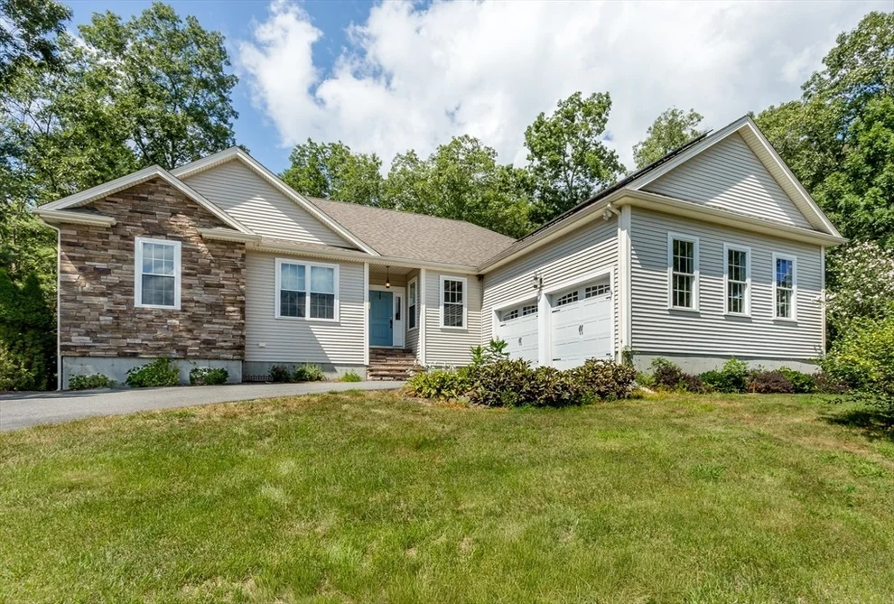 Unit for sale at 512 Fresh Meadow Ln, Dighton, MA 02764