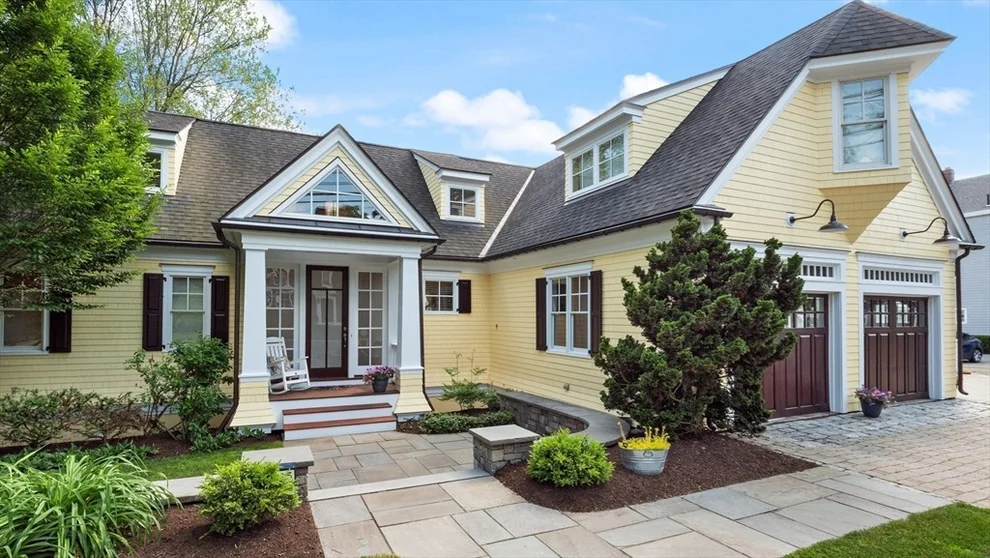 Unit for sale at 435 Main Street, Amesbury, MA 01913