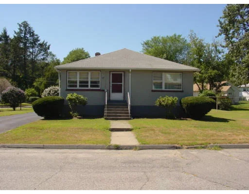 Unit for sale at 66 Indiana St, Worcester, MA 01604