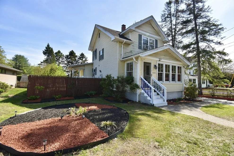 Unit for sale at 529 Mill St, Agawam, MA 01030
