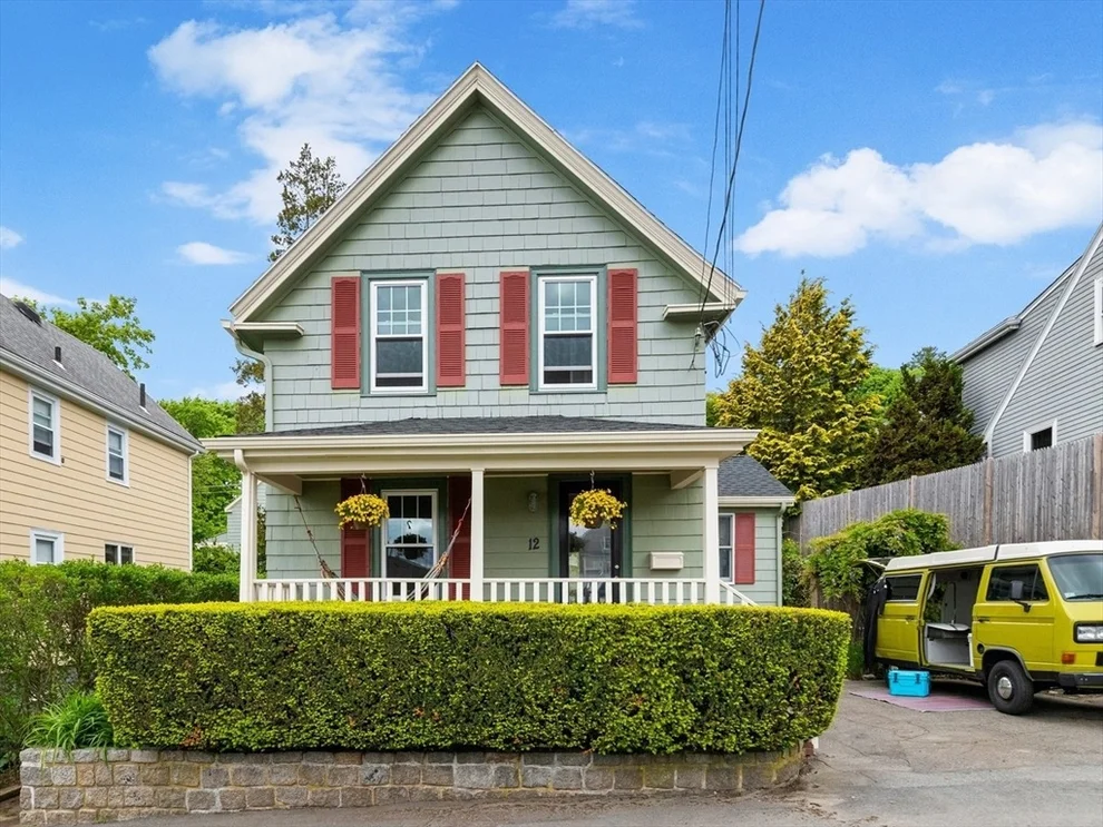 Unit for sale at 12 Glen Rd, Swampscott, MA 01907