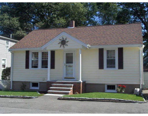 Unit for sale at 20 Hillside Ave, Beverly, MA 01915