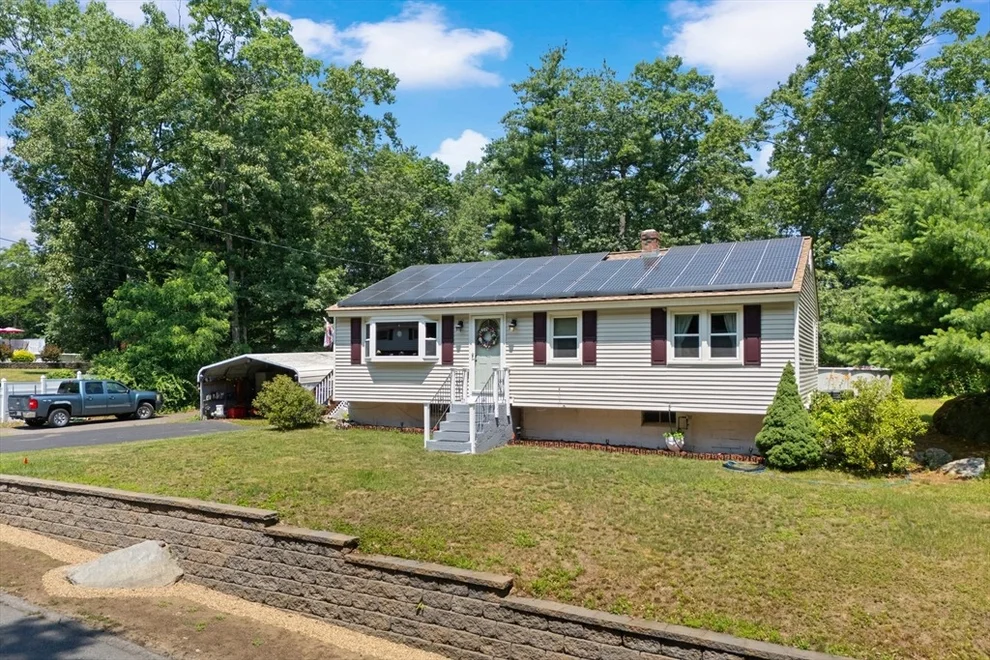 Unit for sale at 215 Donohue Rd, Dracut, MA 01826