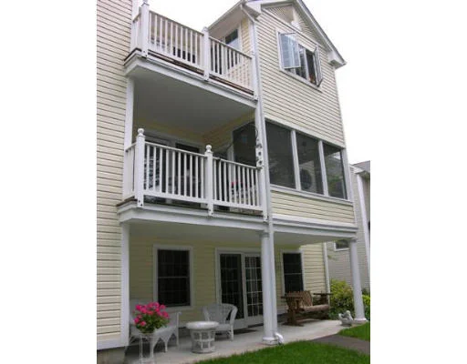 Unit for sale at 4 Promenade Way, South Hadley, MA 01075